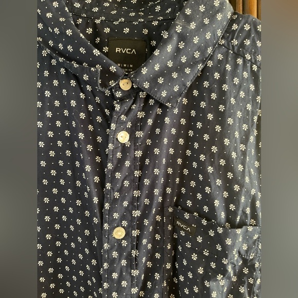 RVCA button up shirt - Picture 2 of 2